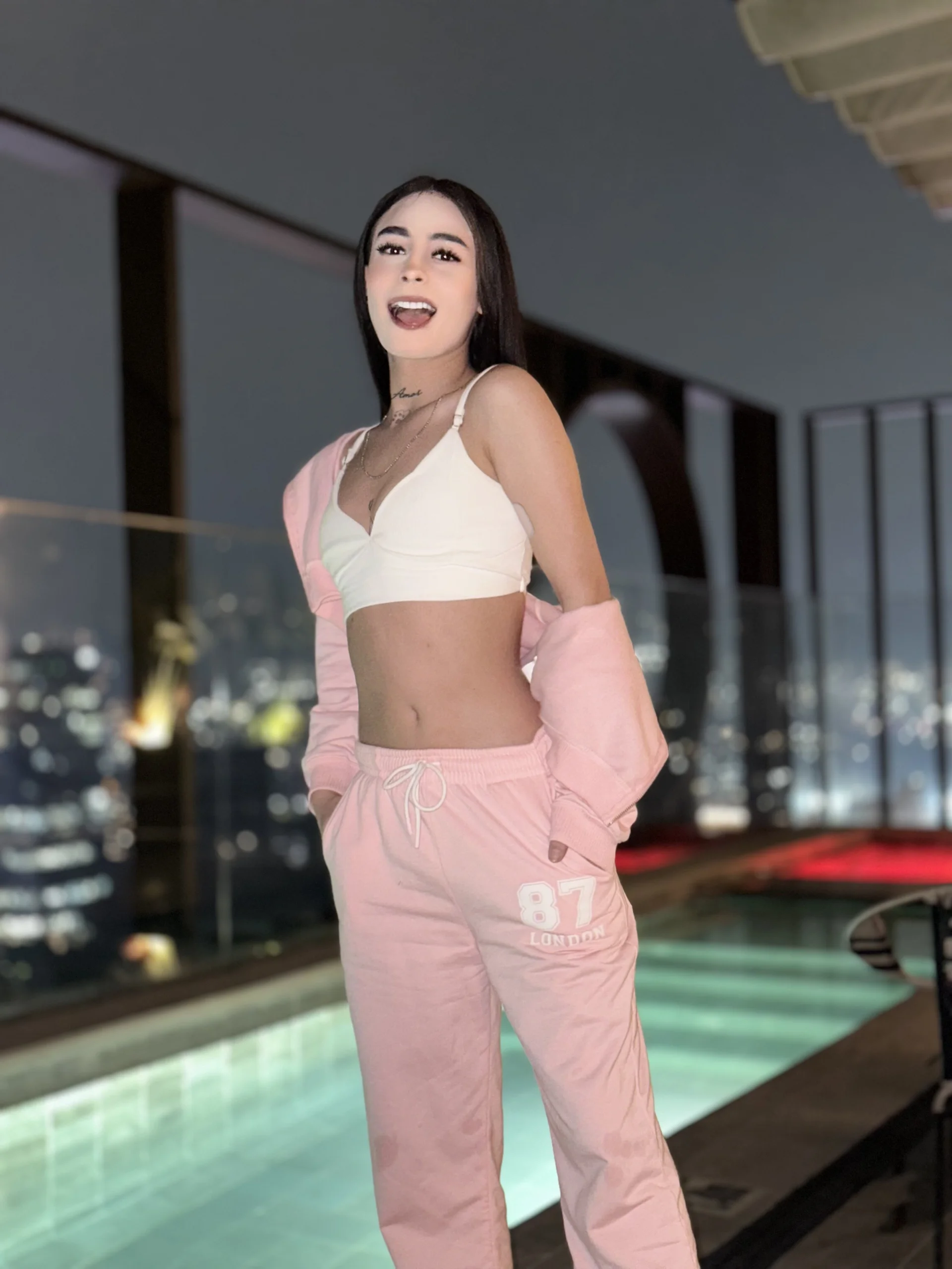 XXX Porn Photo of Nude Camistar18 6