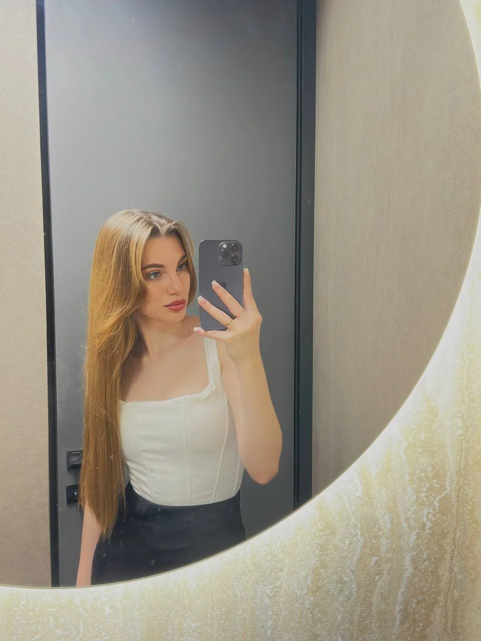 XXX Porn Photo of Nude LaveraMeling 45