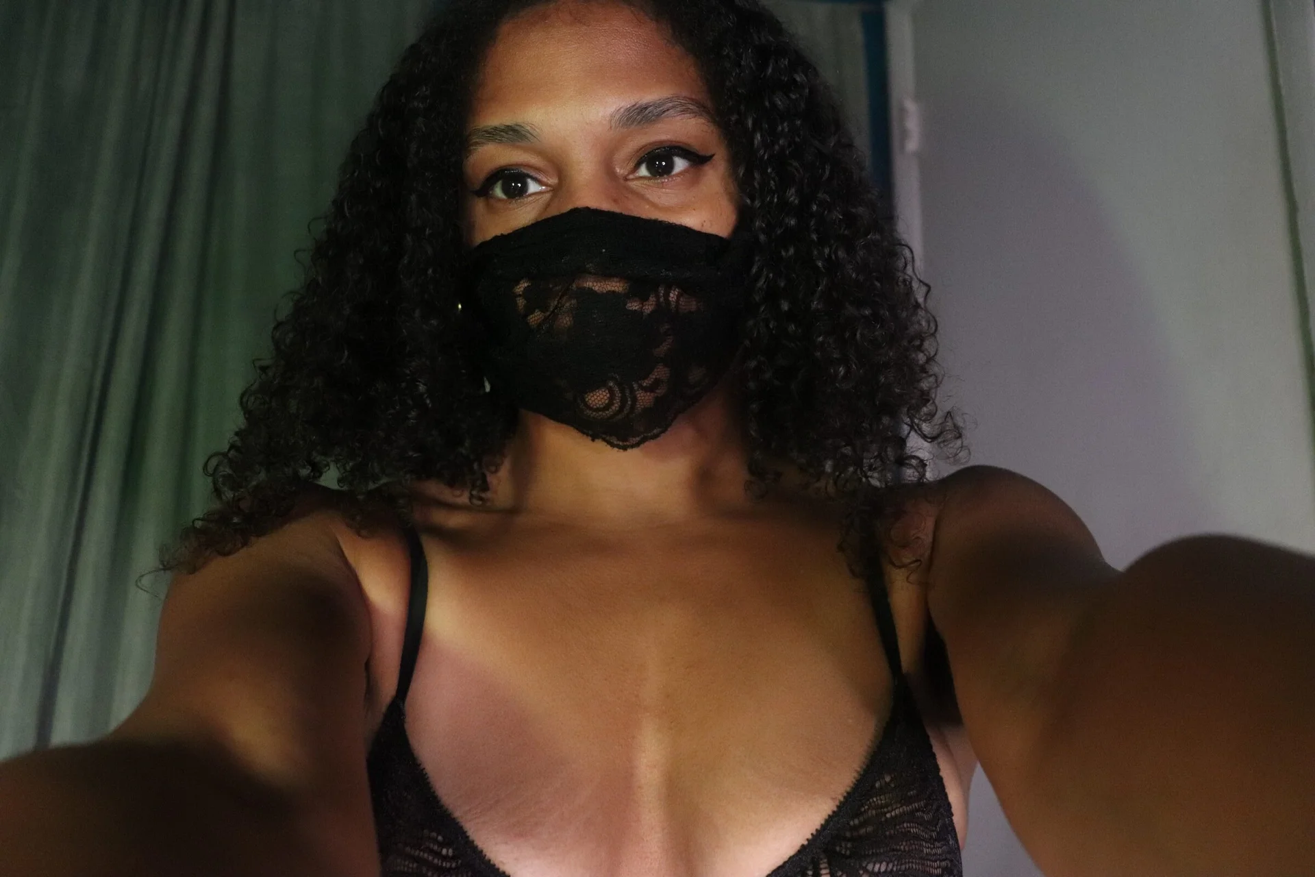 XXX Porn Photo of Nude CurlyNony 4