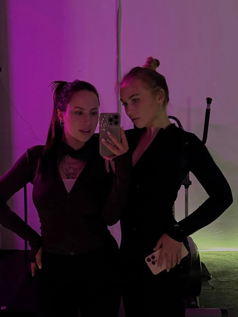 XXX Porn Photo of Nude aelin_day 4
