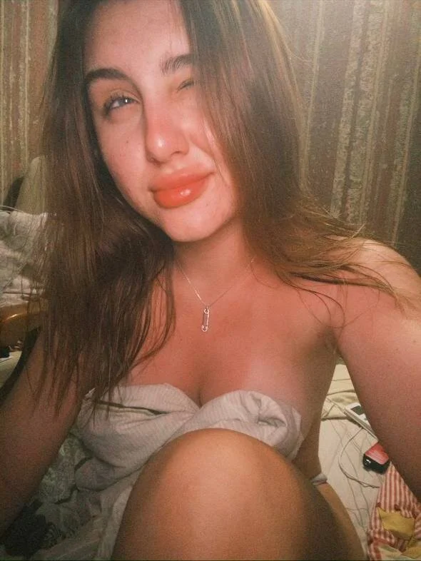 XXX Porn Photo of Nude babylune 1