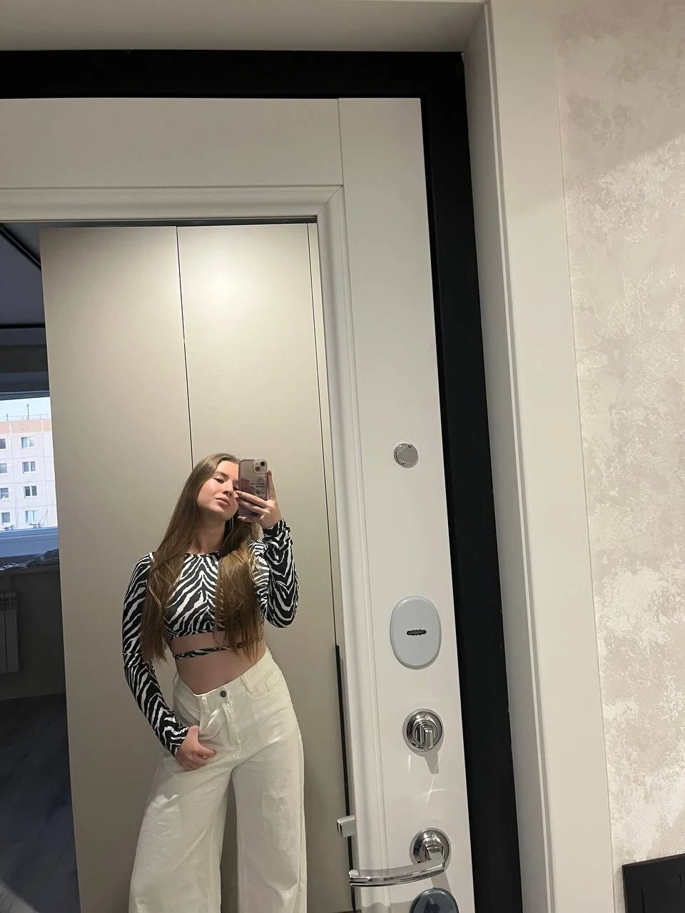 XXX Porn Photo of Nude MowasaBritten 4