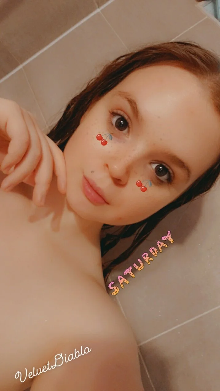 XXX Porn Photo of Nude VelvetDiablo 123