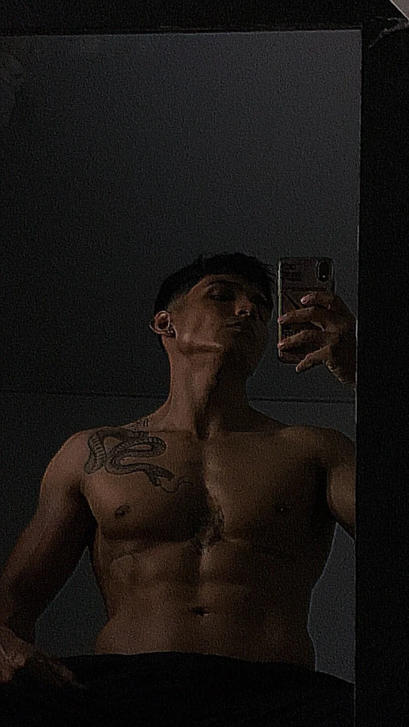 XXX Porn Photo of Nude muscle_boyhorny 124