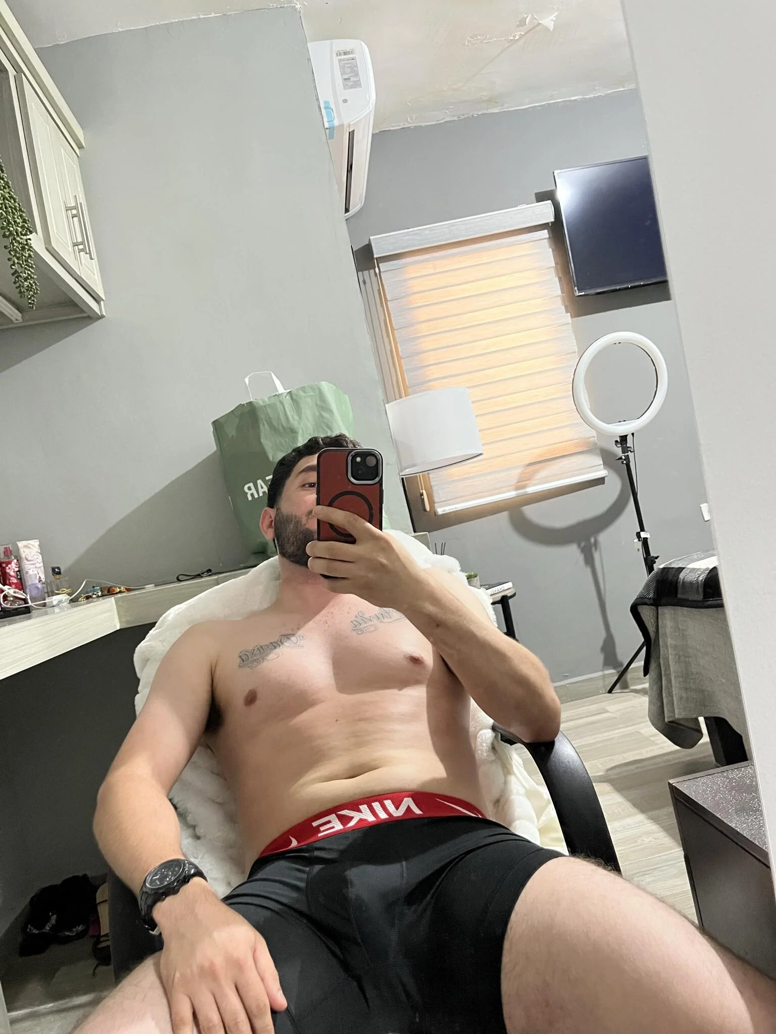 XXX Porn Photo of Nude Anthony_0808 16