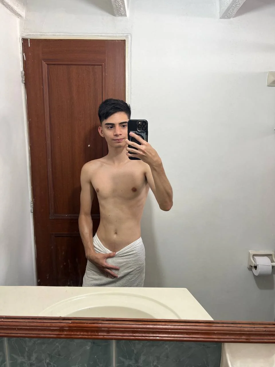 XXX Porn Photo of Nude chris_carterr 13