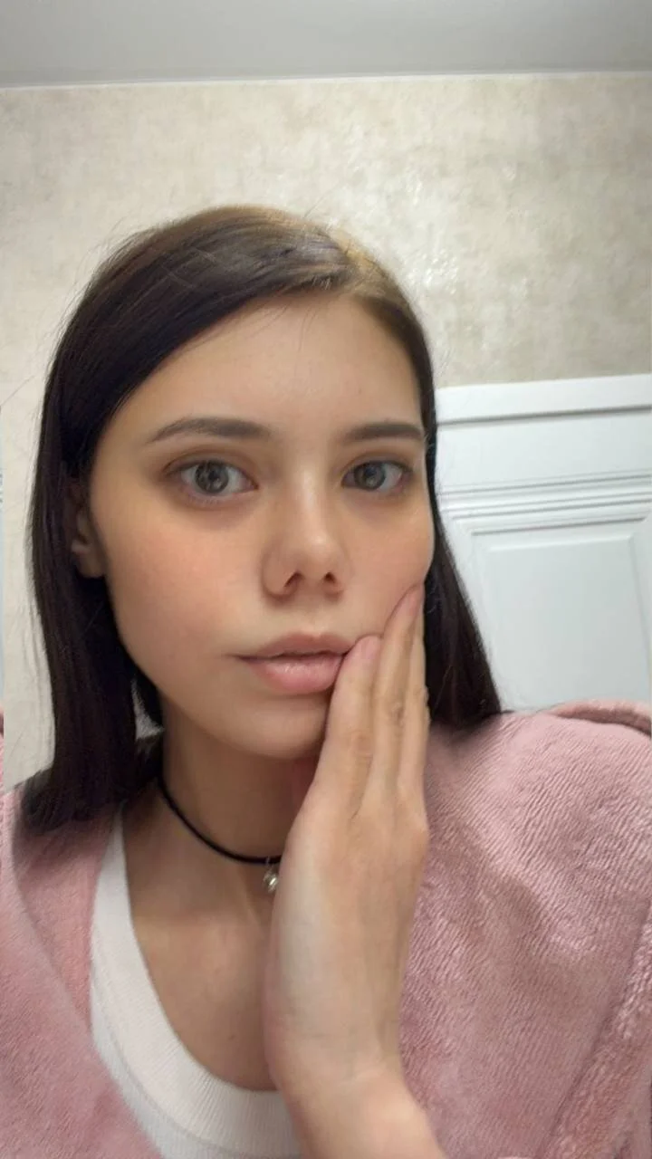 XXX Porn Photo of Nude Kira_Stoorm 3