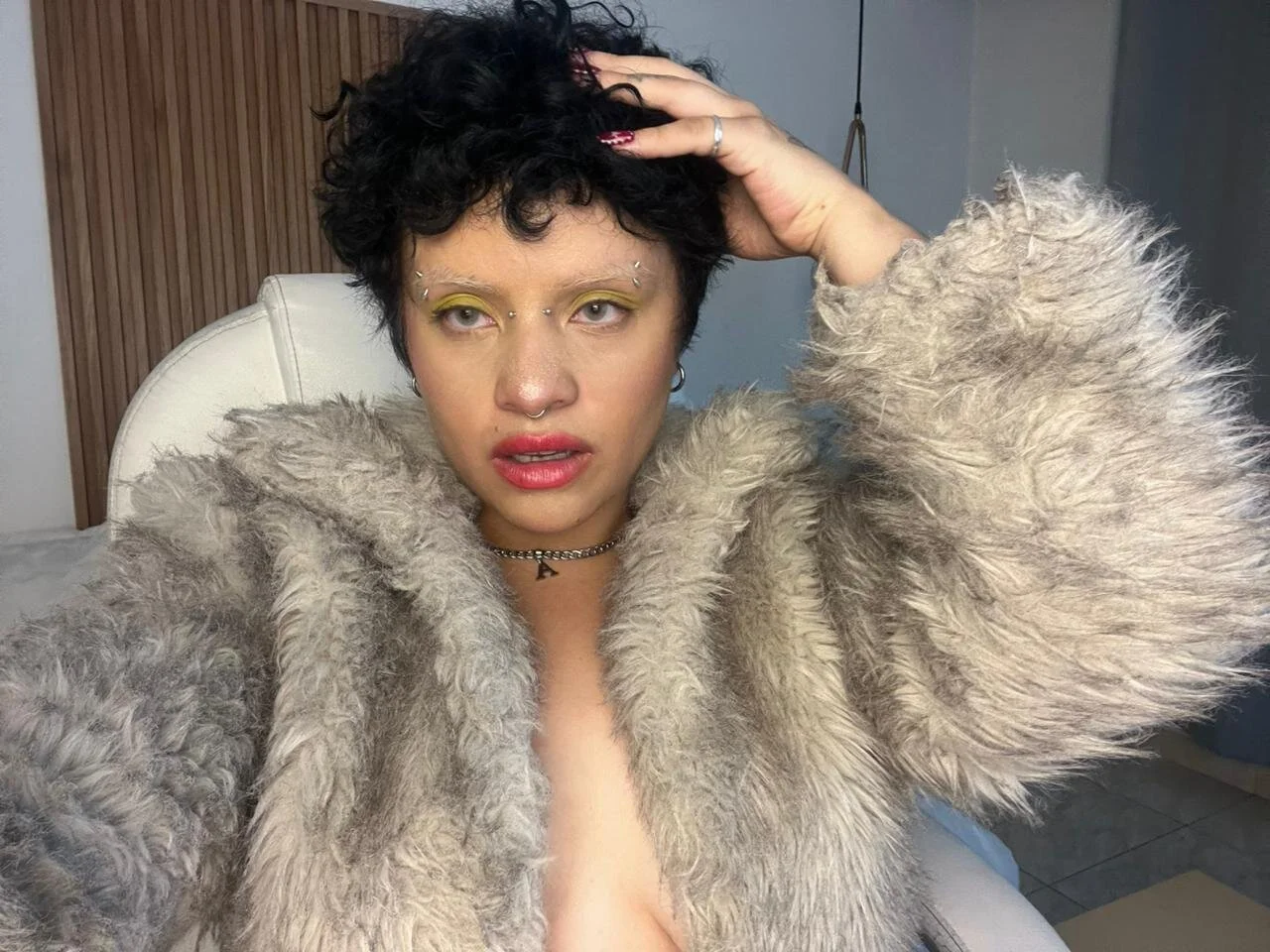 XXX Porn Photo of Nude Alaska_deluxe 298