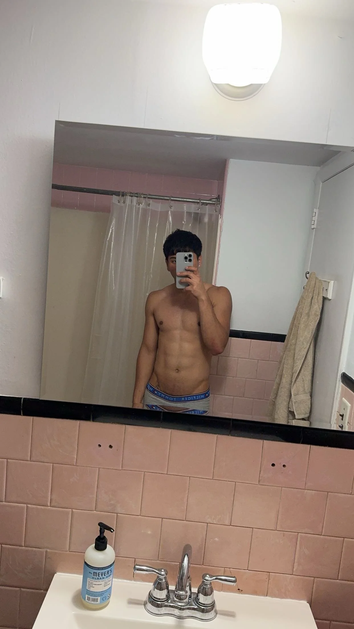 XXX Porn Photo of Nude ericg233 6