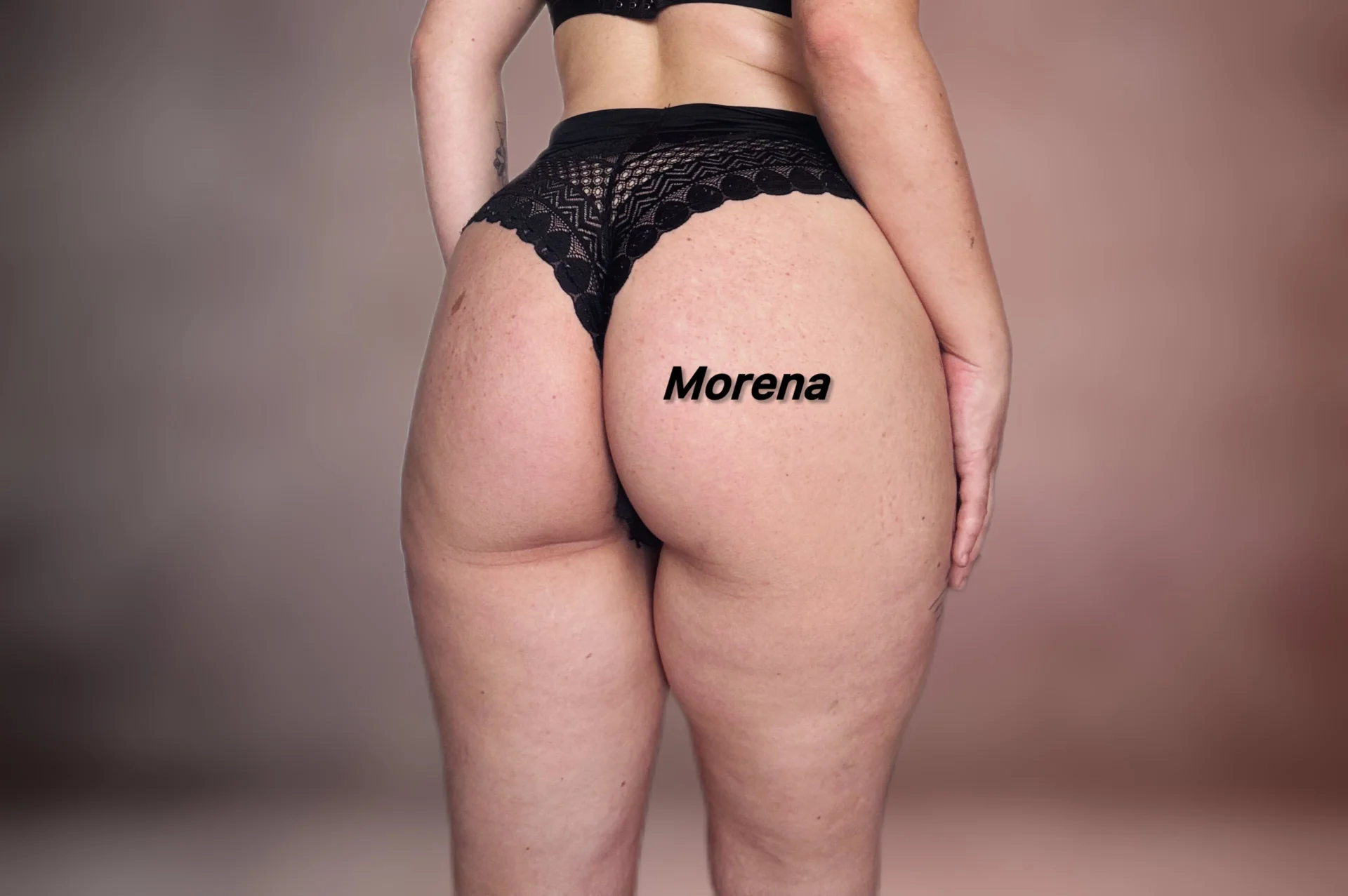 XXX Porn Photo of Nude Morena_B 2