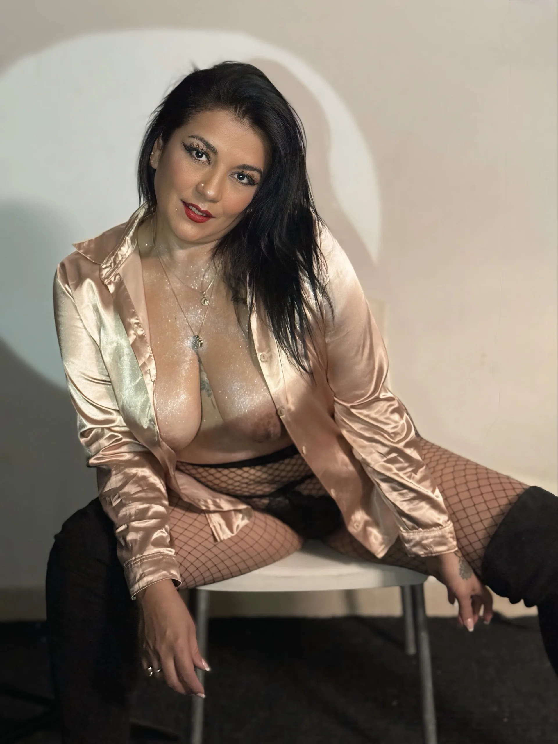 XXX Porn Photo of Nude selena_yourmilf 14
