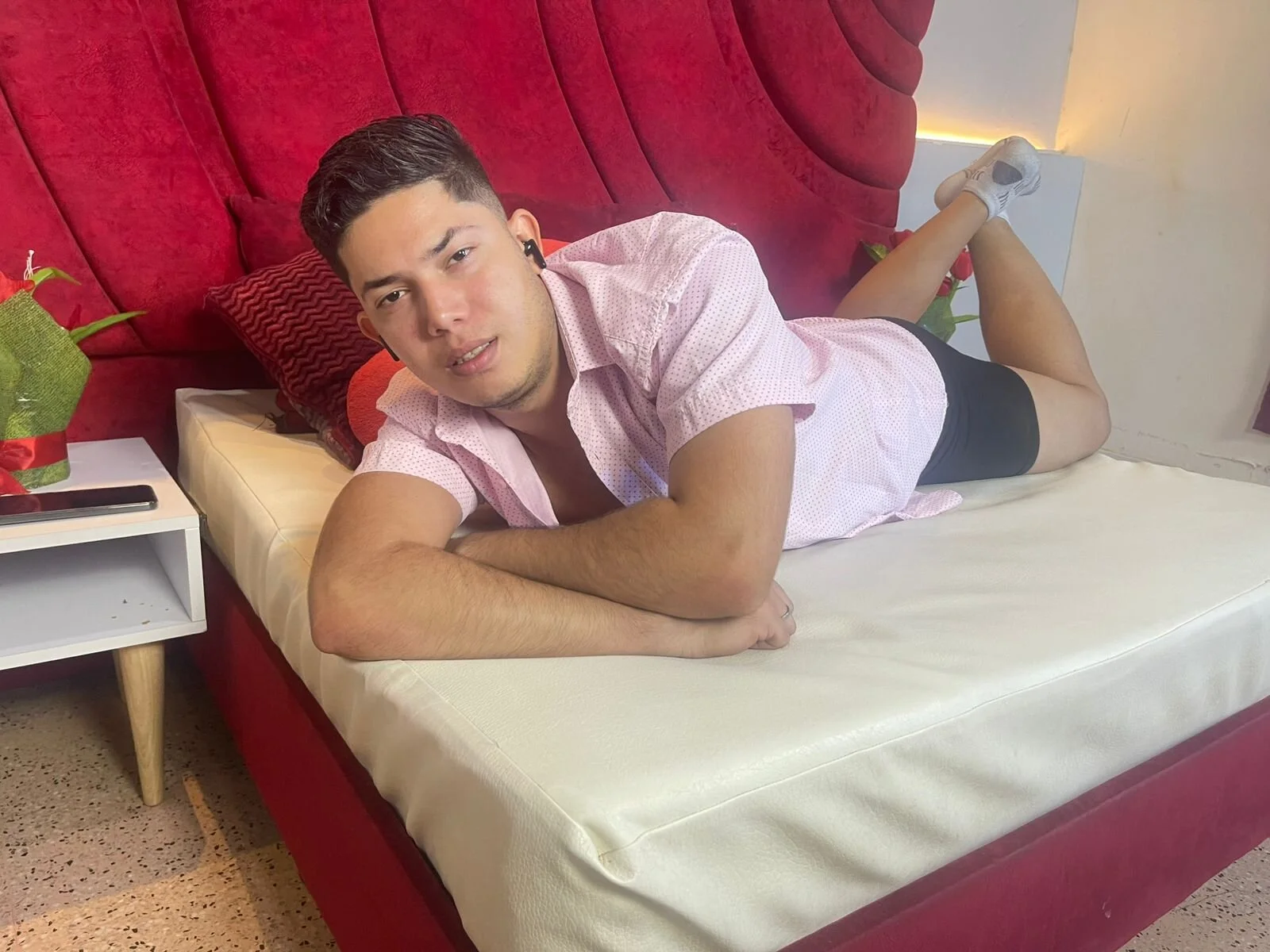 XXX Porn Photo of Nude gael_prince_ 4