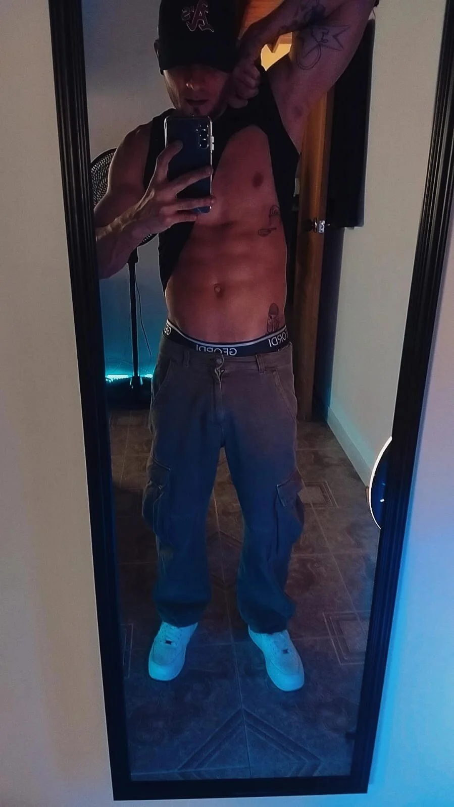XXX Porn Photo of Nude morenosiam 11