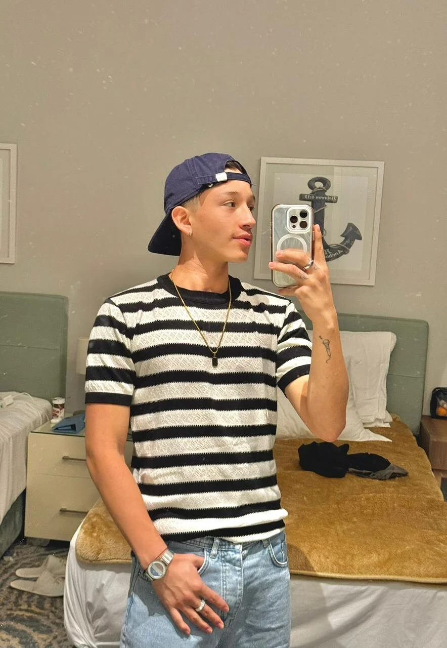 XXX Porn Photo of Nude charming_twink 3