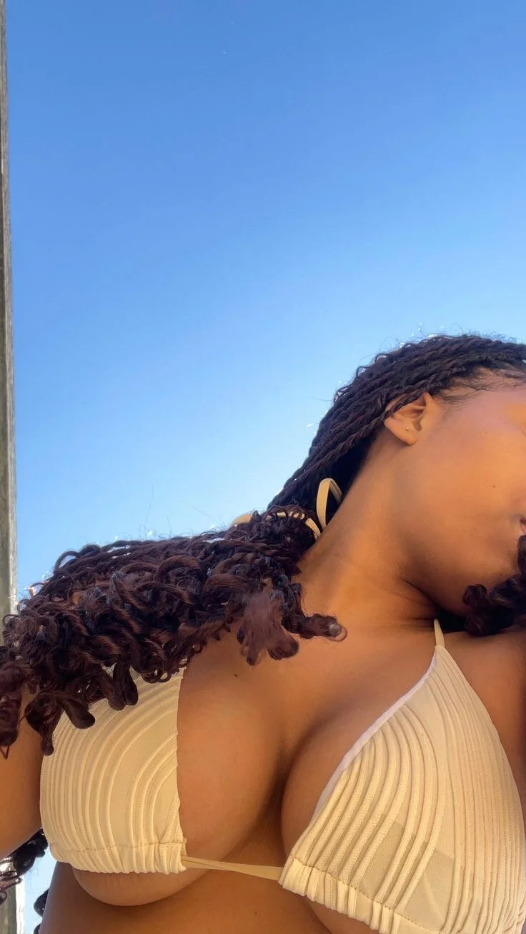 XXX Porn Photo of Nude meliloa 4
