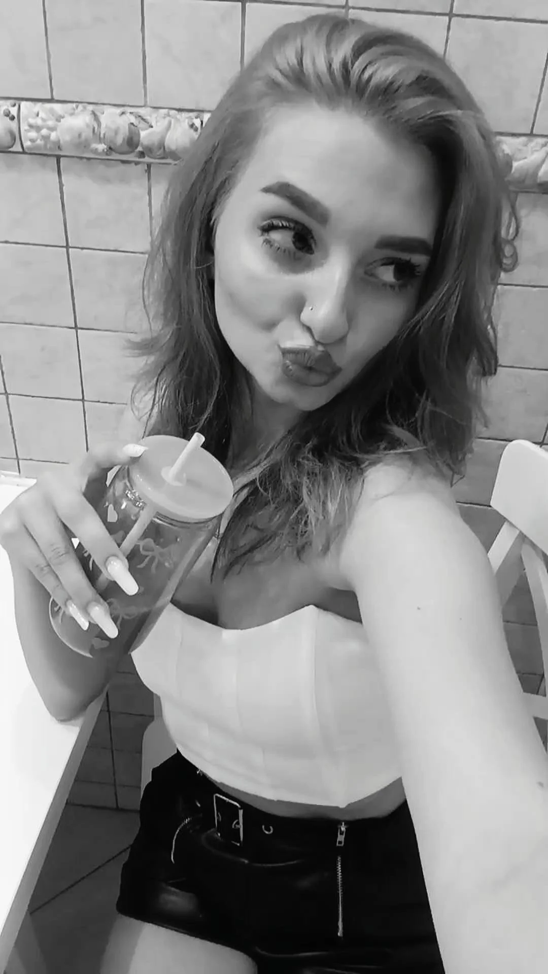 XXX Porn Photo of Nude IvyCher 14
