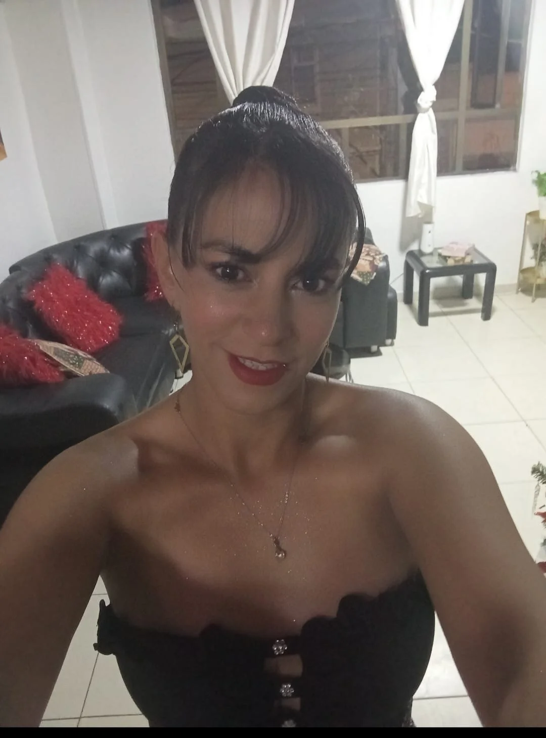 XXX Porn Photo of Nude ilairahot 4