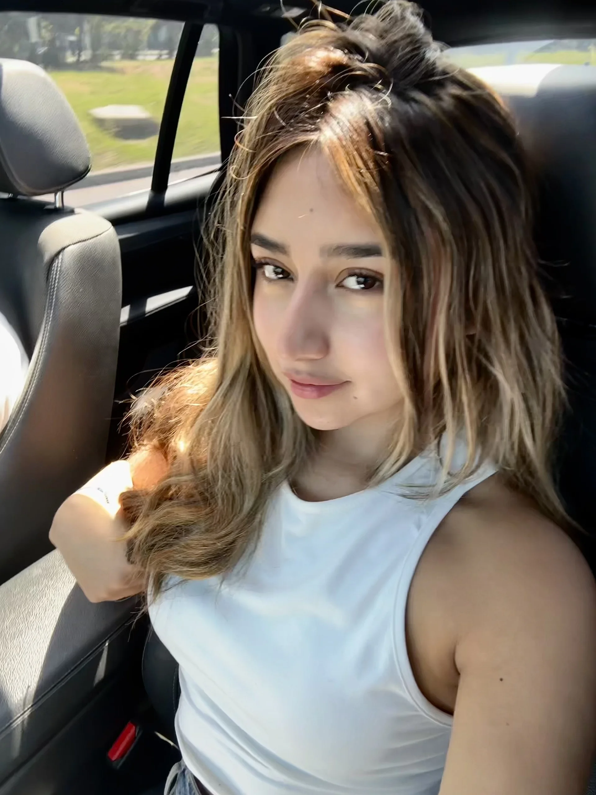 XXX Porn Photo of Nude Hornyholly__ 6