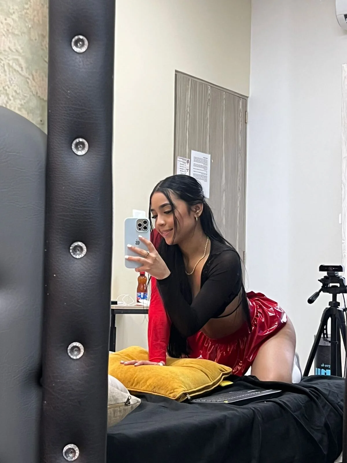 XXX Porn Photo of Nude Iam_charlotte69 9
