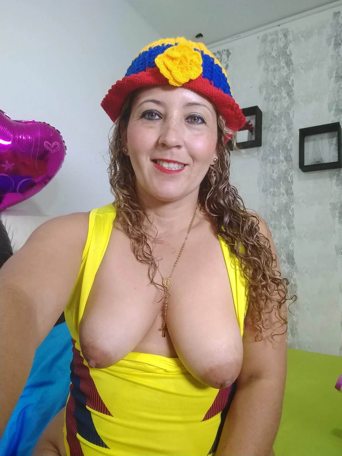 XXX Porn Photo of Nude camile_milf 496
