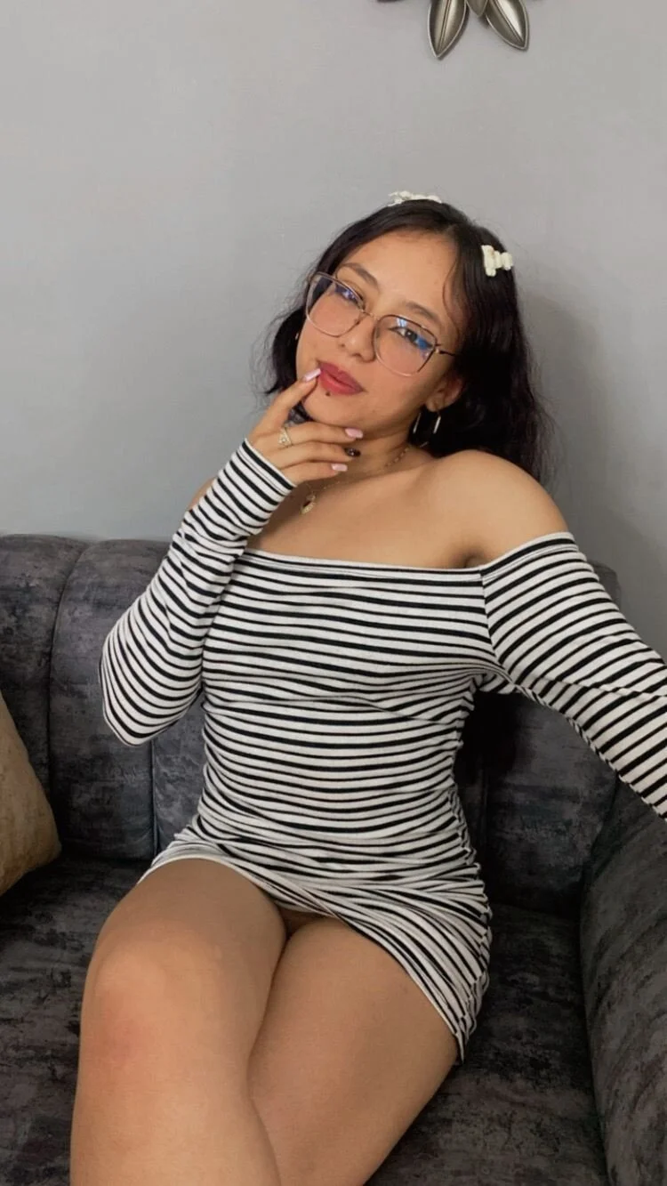 XXX Porn Photo of Nude Abrilmirren 8