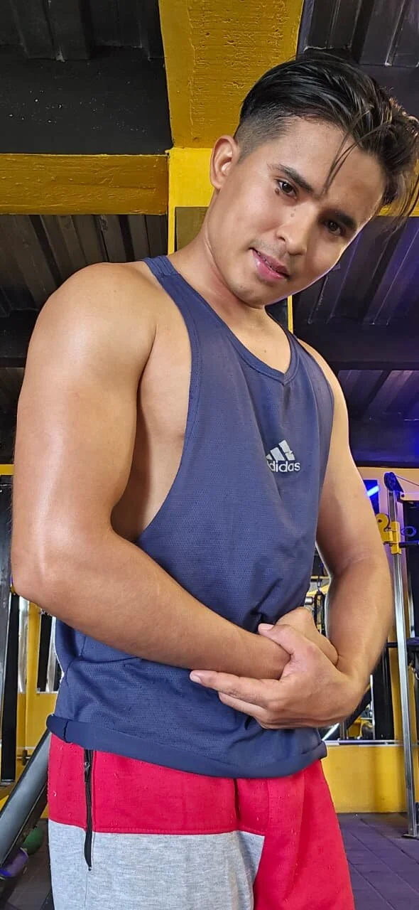XXX Porn Photo of Nude DayroDuran 3