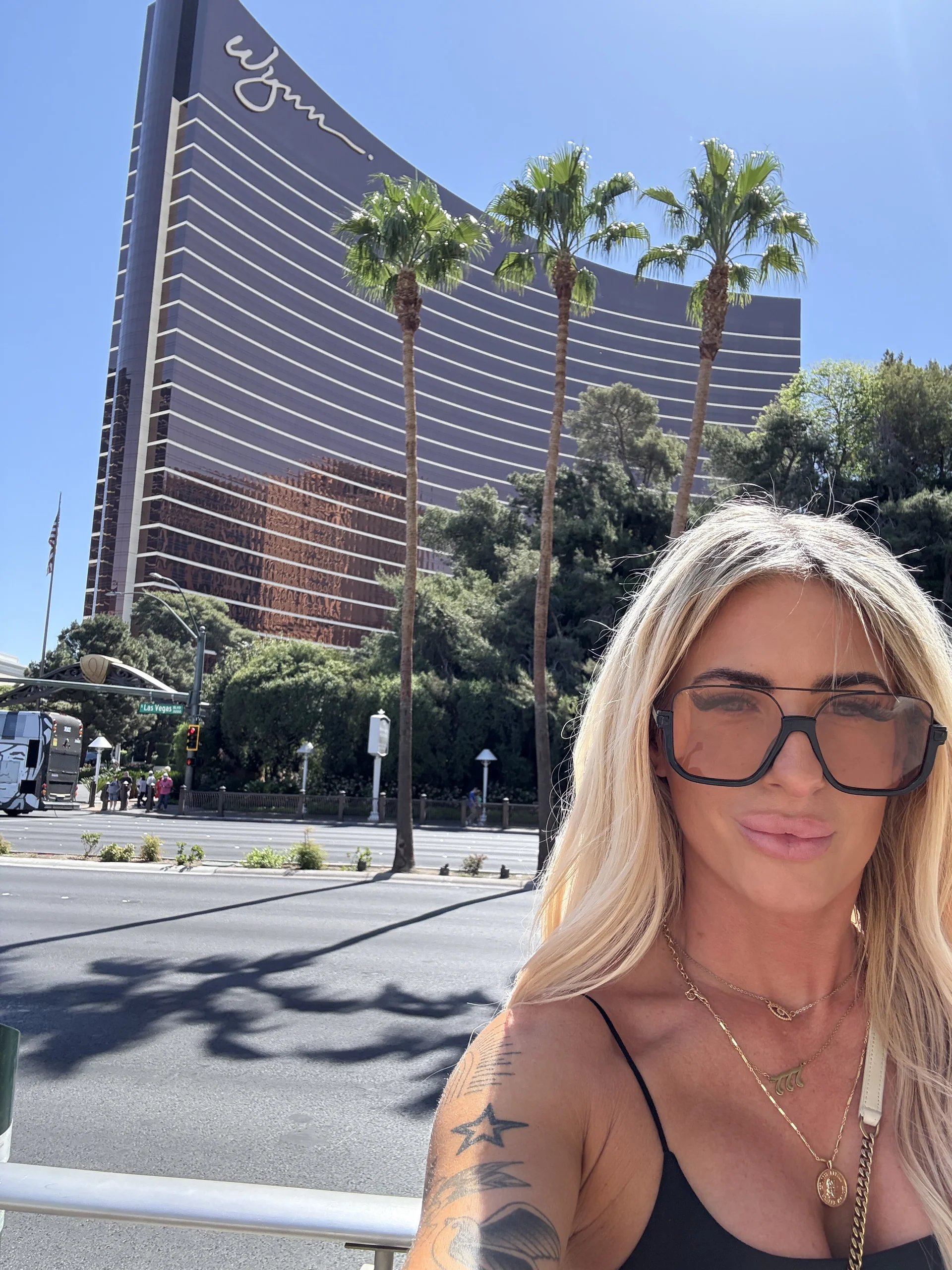 XXX Porn Photo of Nude blondiluvsanal 2