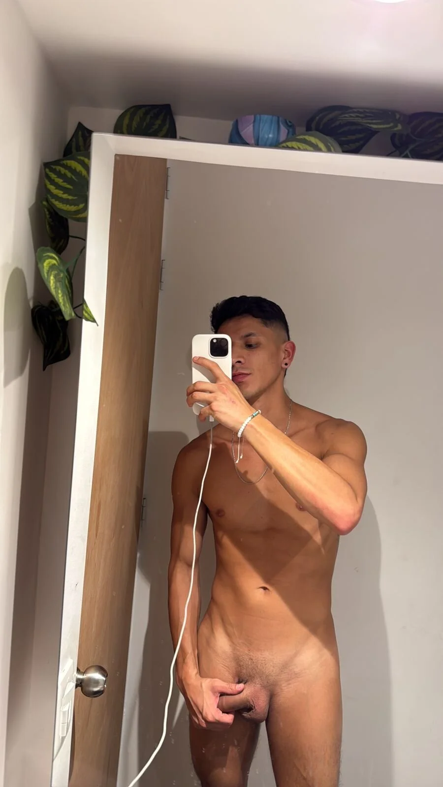 XXX Porn Photo of Nude soyleonardo1 30