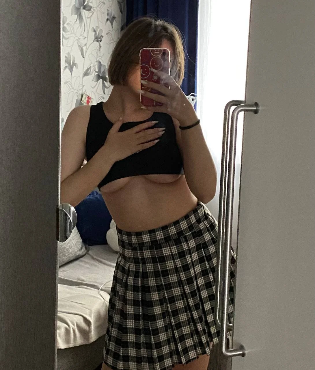 XXX Porn Photo of Nude Sassy_Talkin_ 4