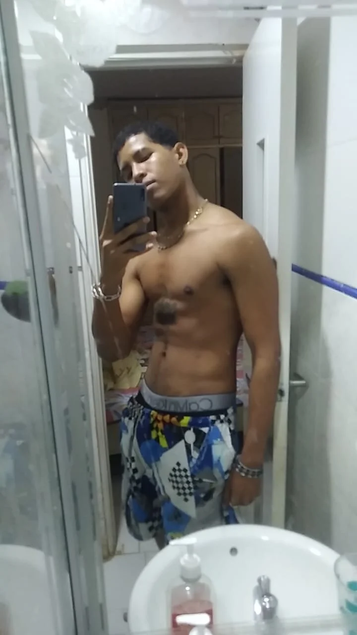 XXX Porn Photo of Nude Master_slime_777 4