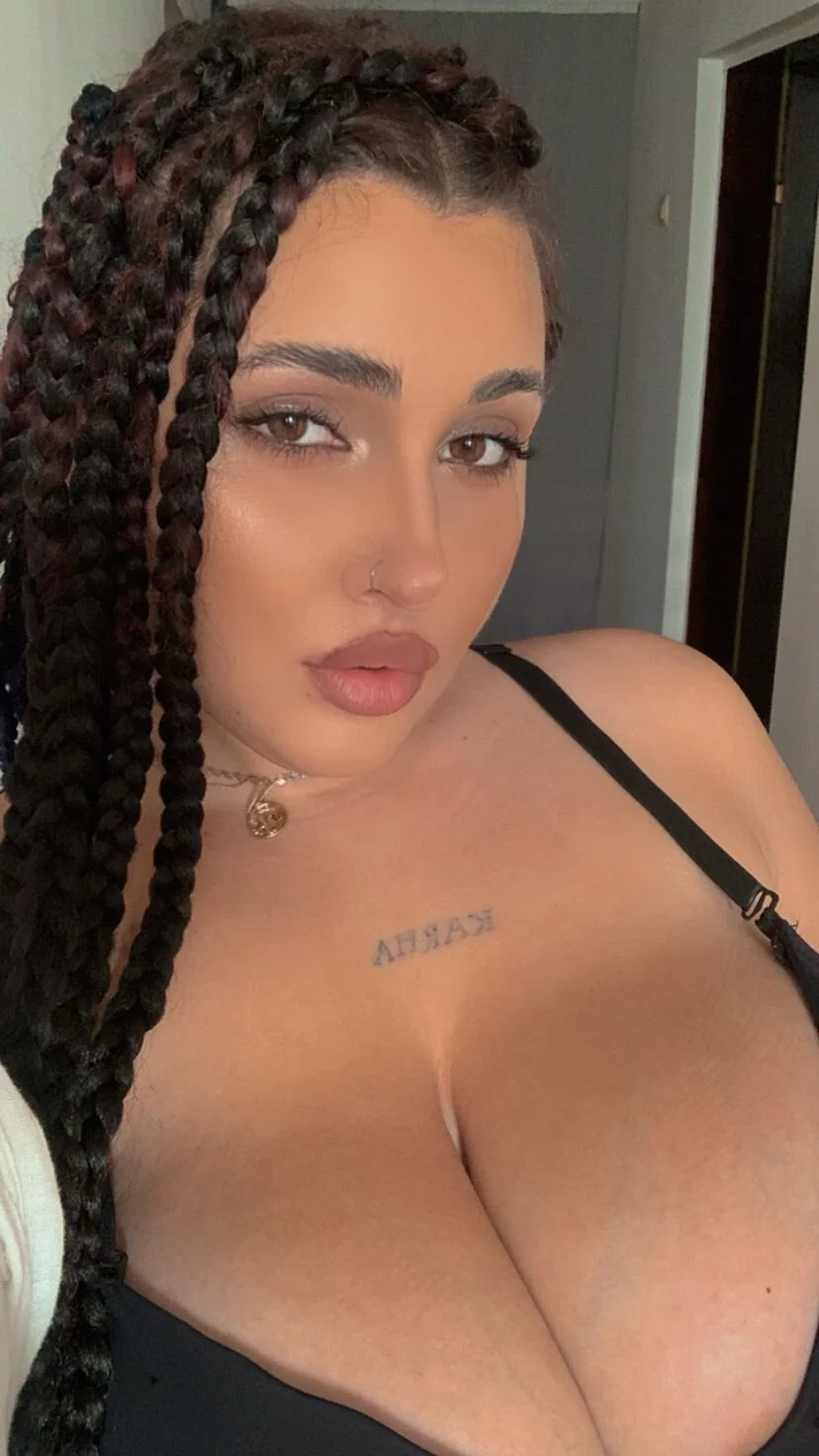 XXX Porn Photo of Nude boobzilla_ 24