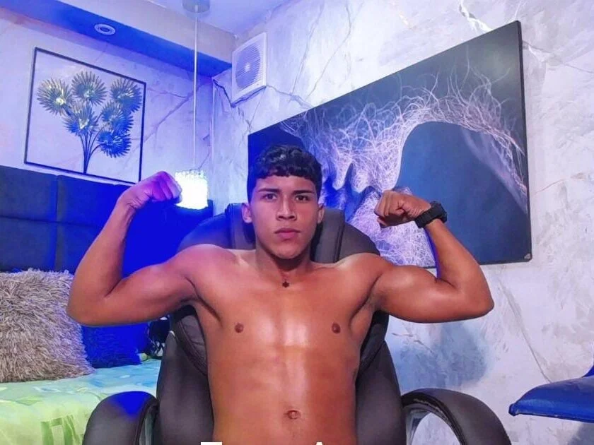 XXX Porn Photo of Nude Austihn 3