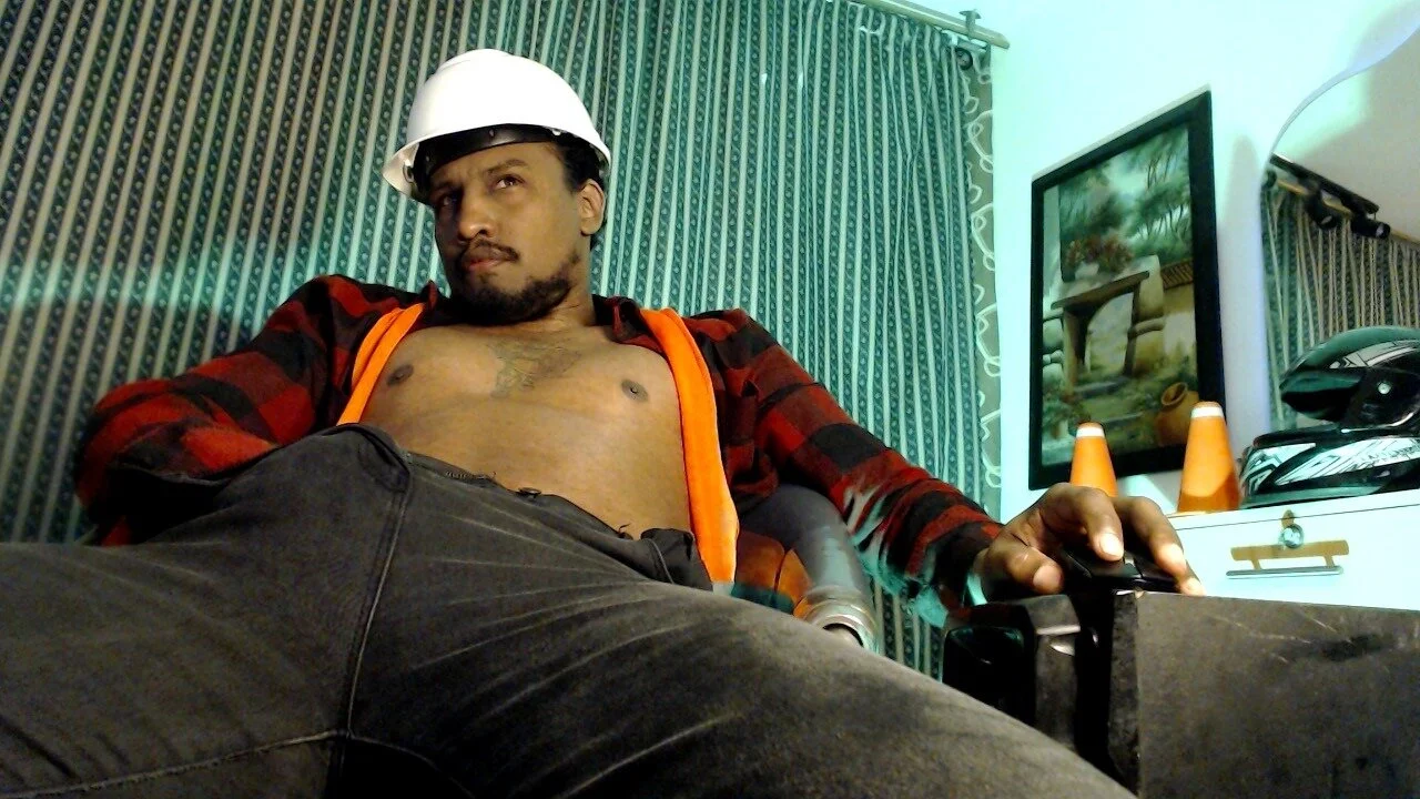 XXX Porn Photo of Nude ElCaballeroNegro24 1