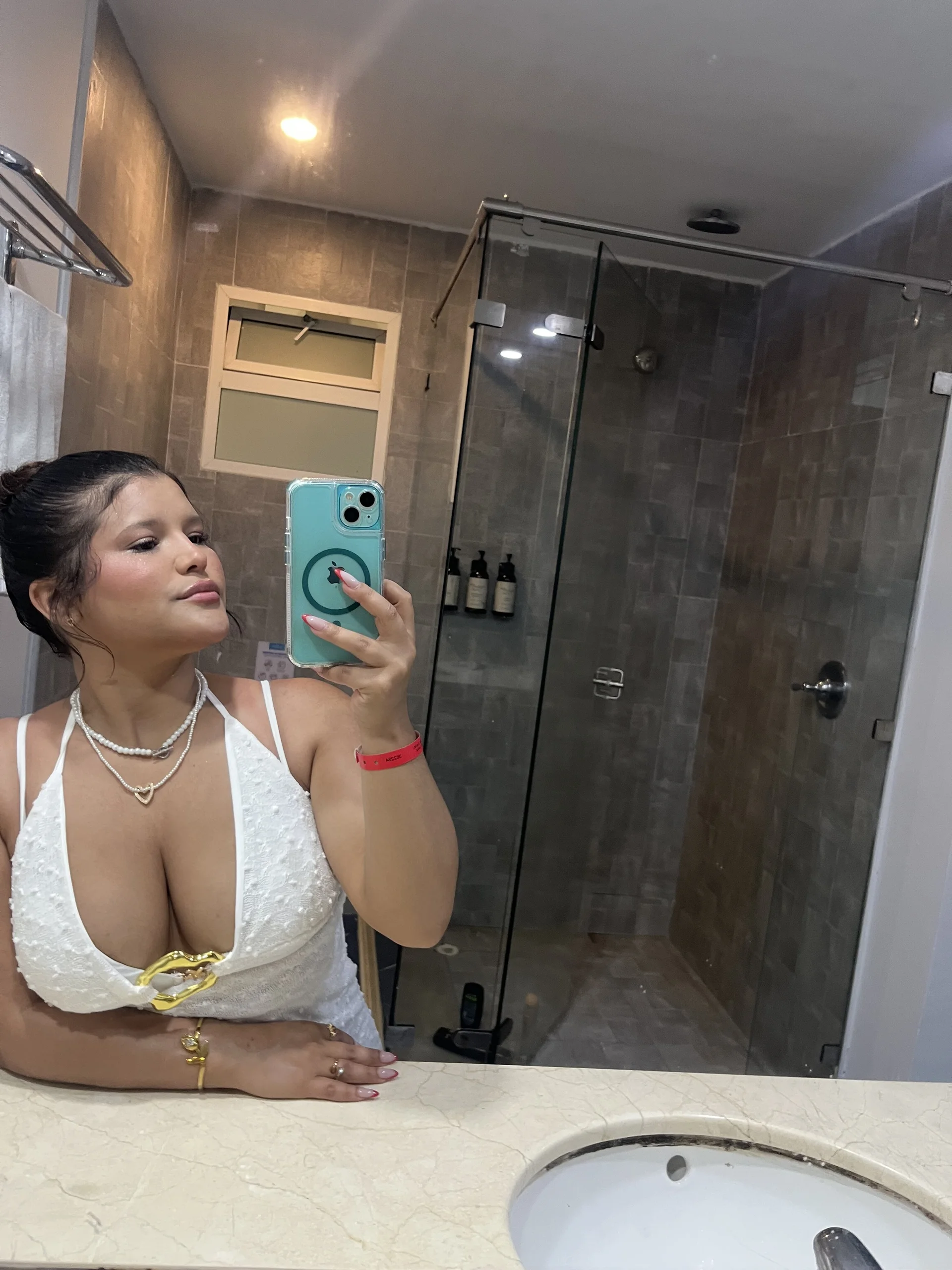 XXX Porn Photo of Nude AvrillThomas 120
