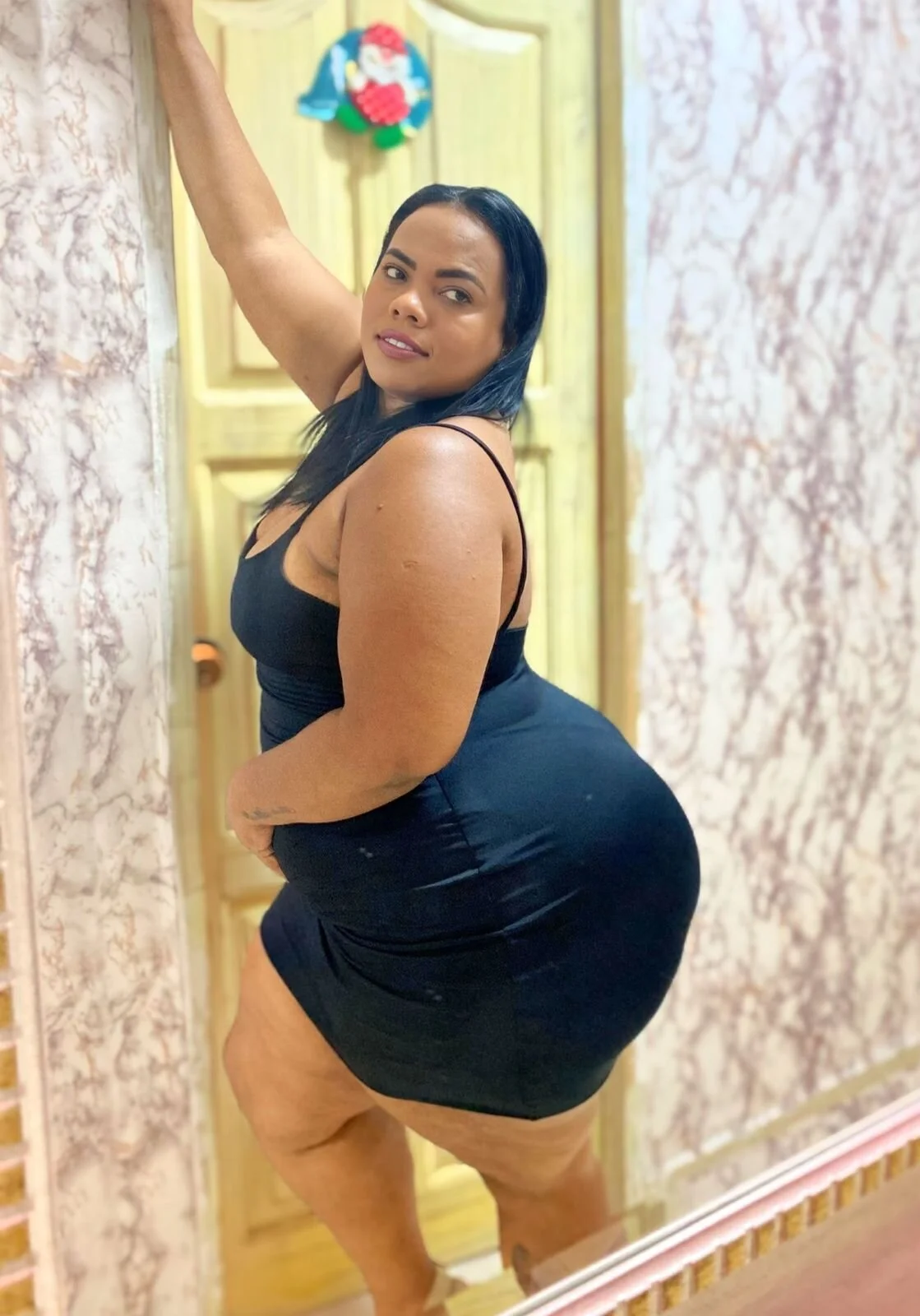 XXX Porn Photo of Nude WALESKABBW_ASS 206