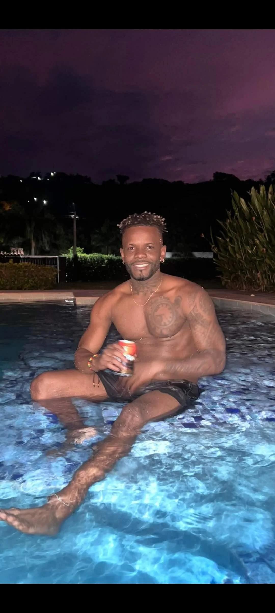 XXX Porn Photo of Nude Mark_Vega 16