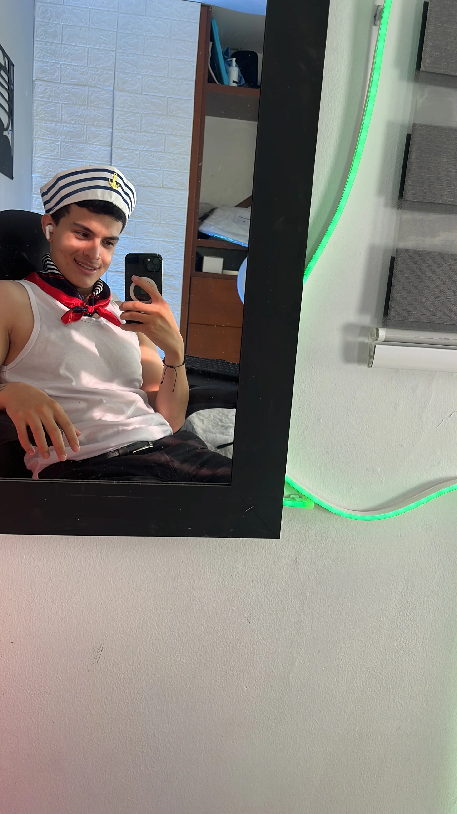 XXX Porn Photo of Nude nico_pelusa 21