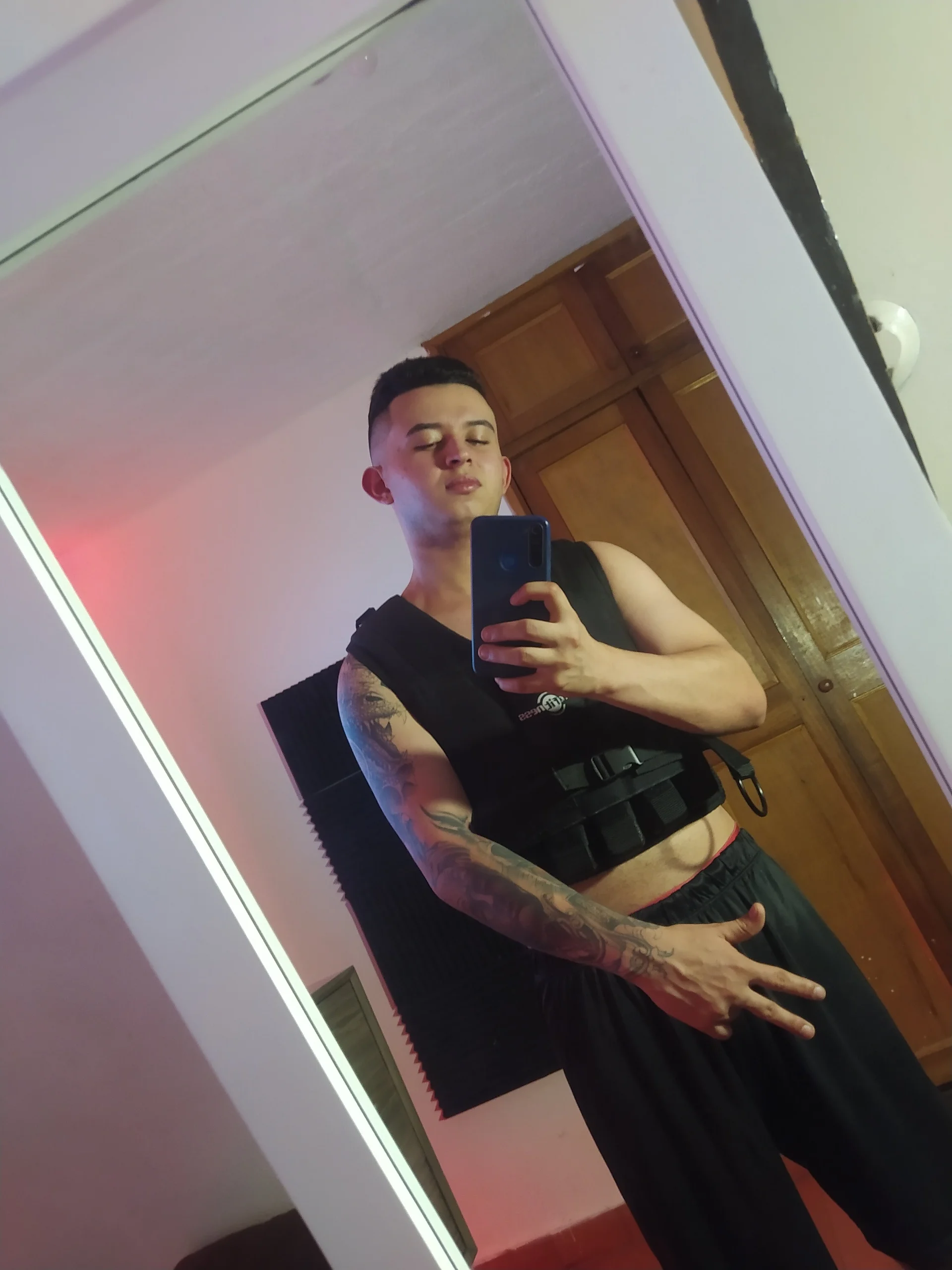 XXX Porn Photo of Nude deiby78 4