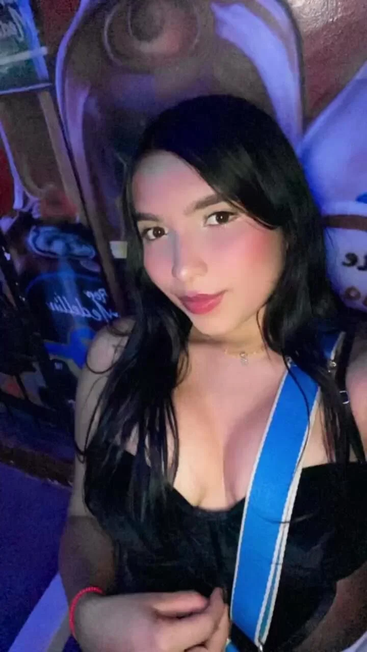 XXX Porn Photo of Nude Blowjob-Queen_ 3
