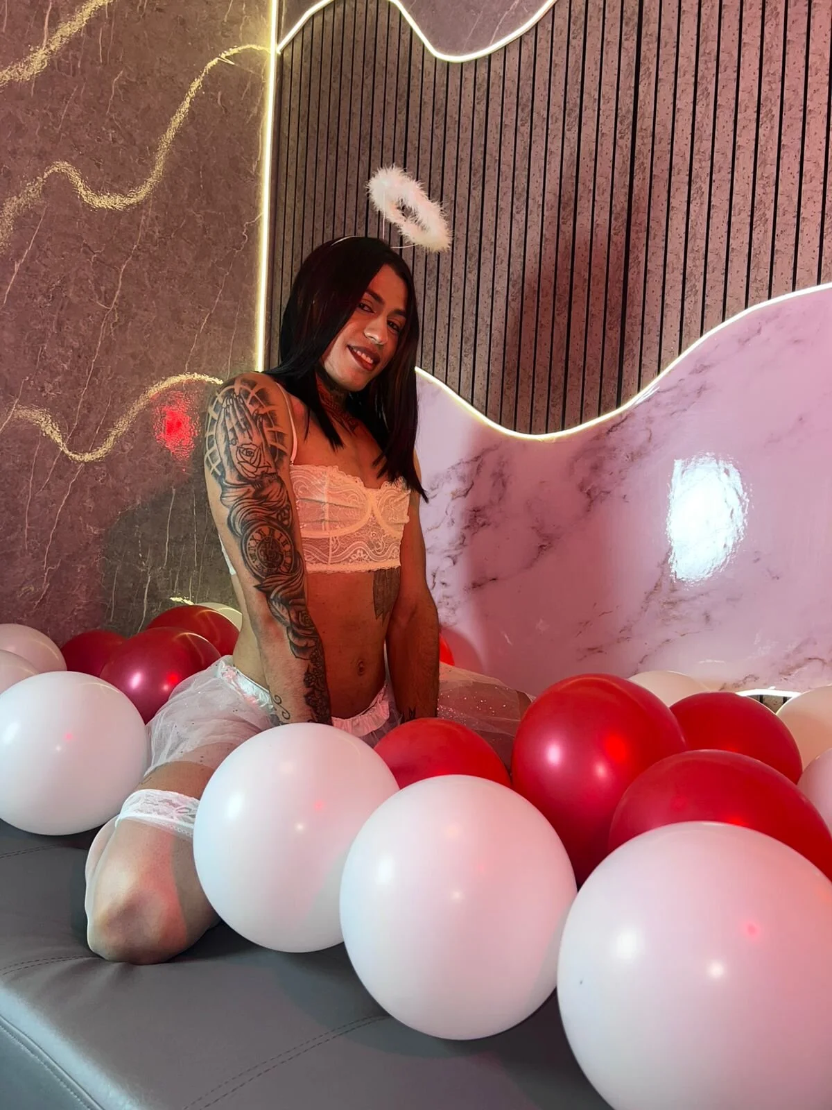 XXX Porn Photo of Nude ArohomLester 27