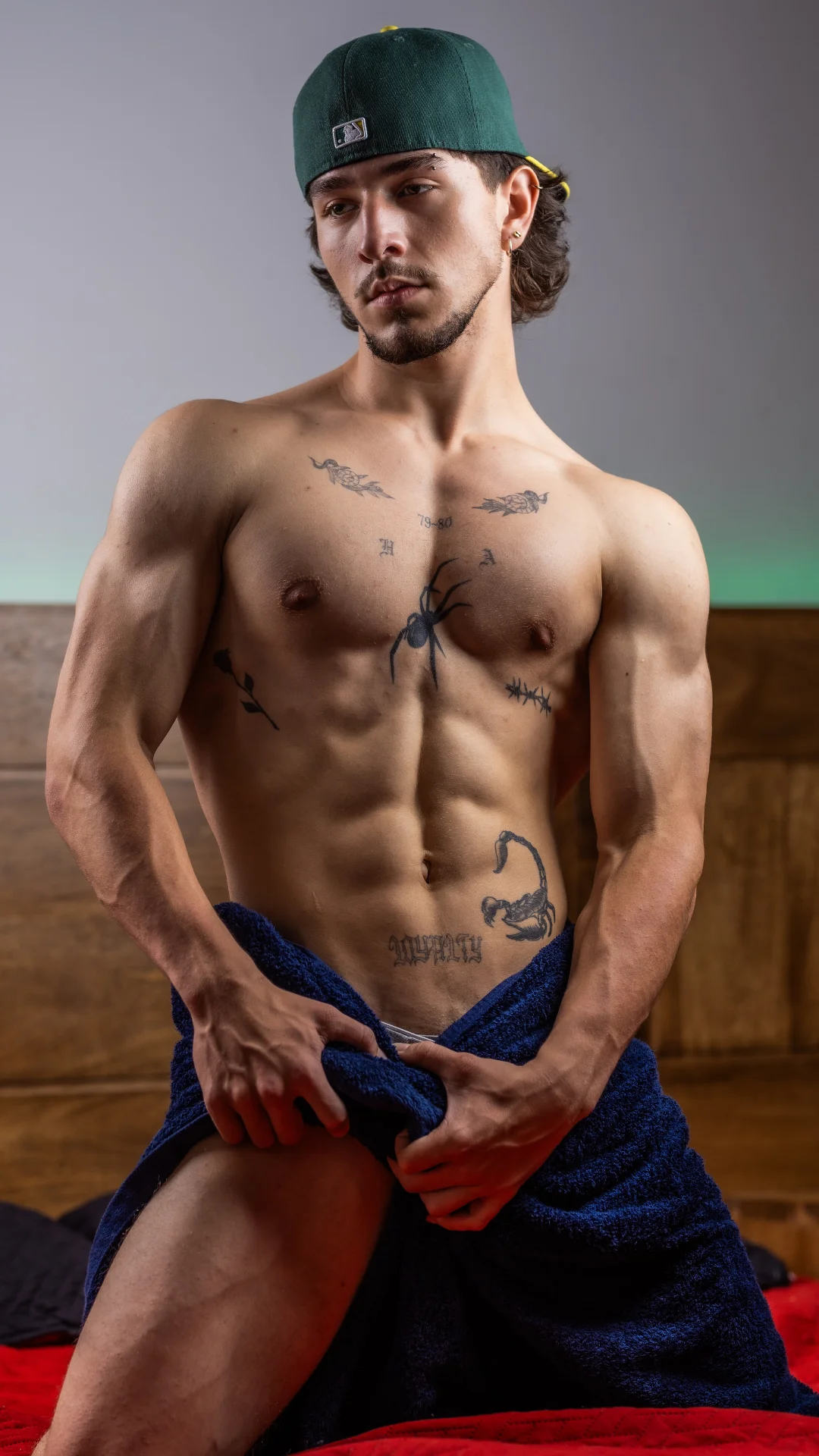 XXX Porn Photo of Nude Valentino_Xander 4