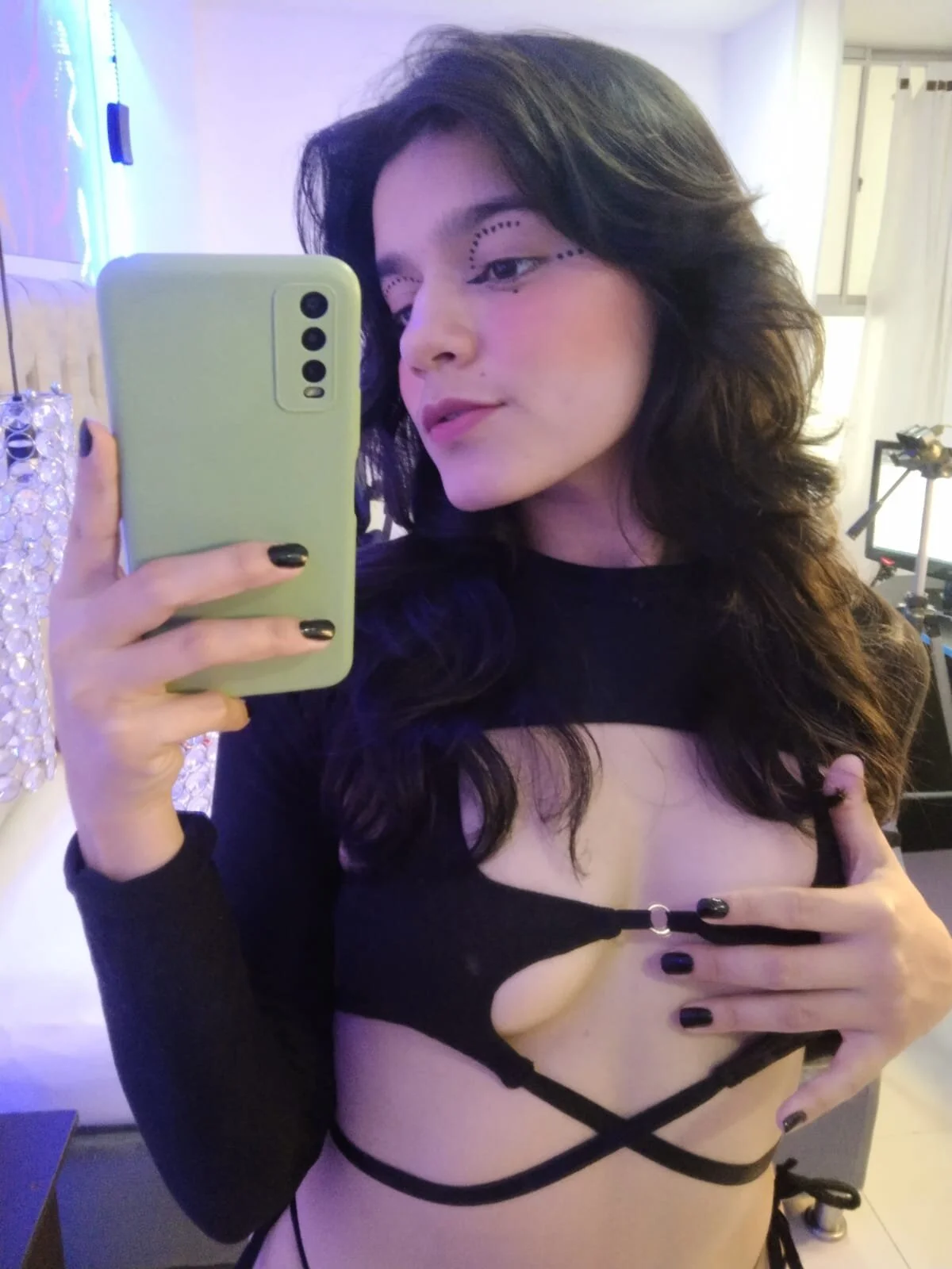 XXX Porn Photo of Nude ValerieKay_ 7