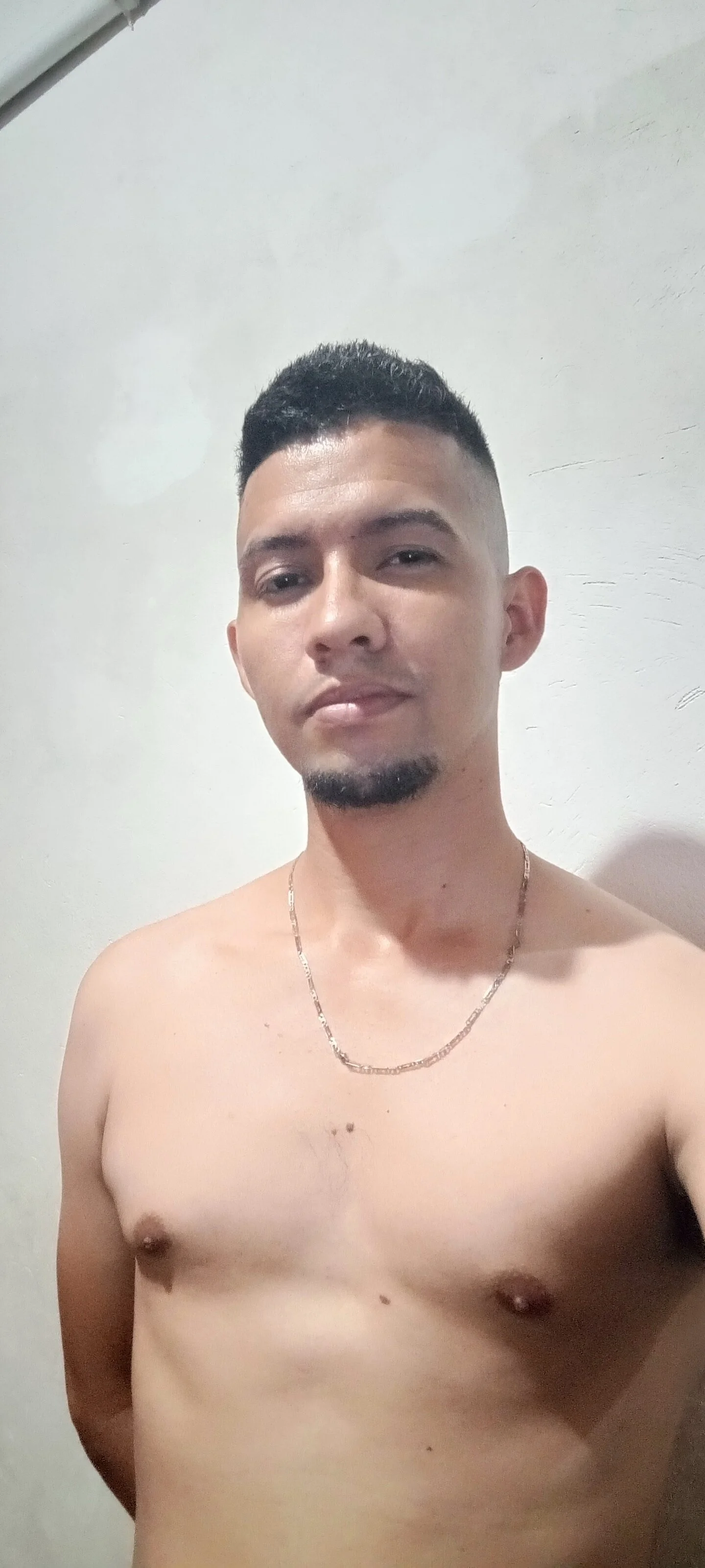 XXX Porn Photo of Nude guaroporn 2