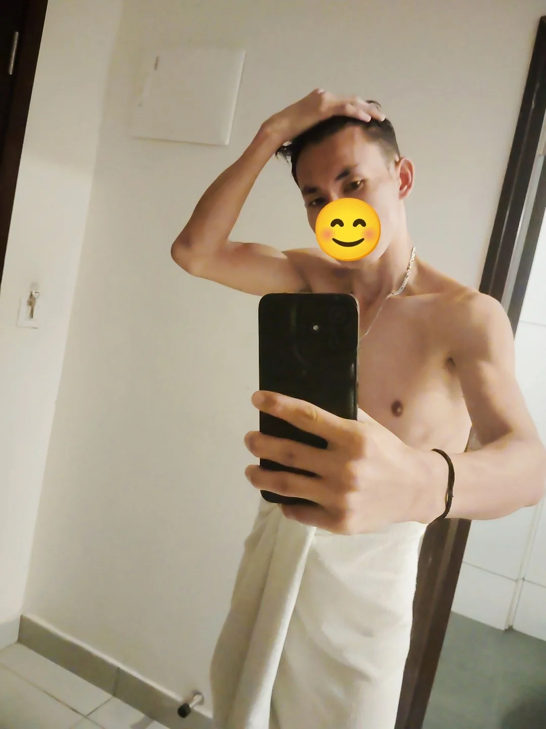 XXX Porn Photo of Nude Indian_desiboy 1