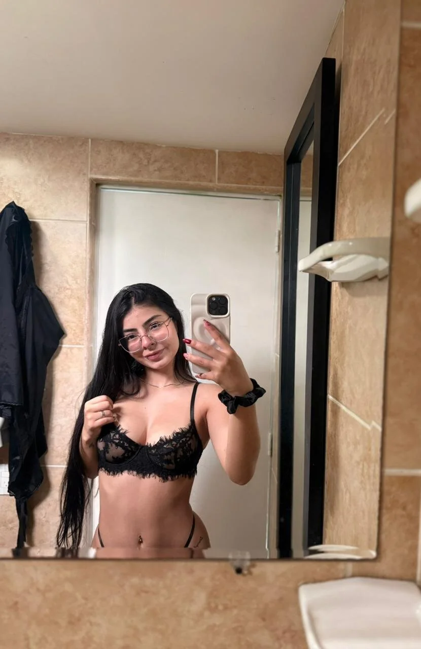 XXX Porn Photo of Nude katiepeach_ 101