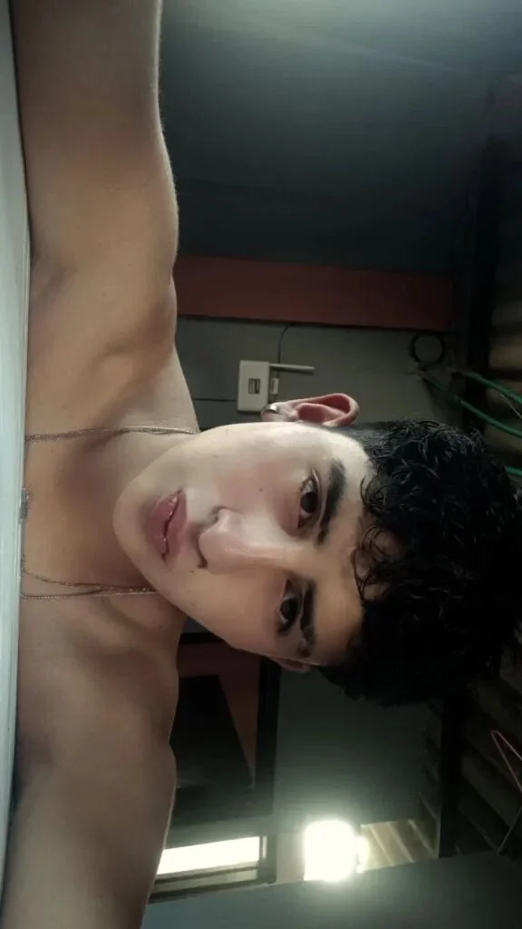 XXX Porn Photo of Nude felipe_plz 4