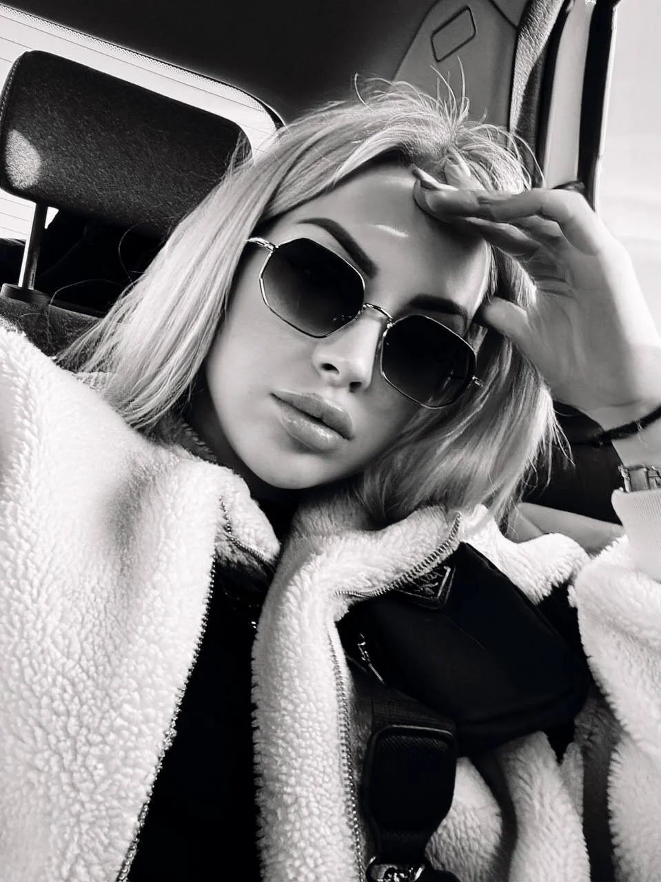 XXX Porn Photo of Nude MilanaOmg 6