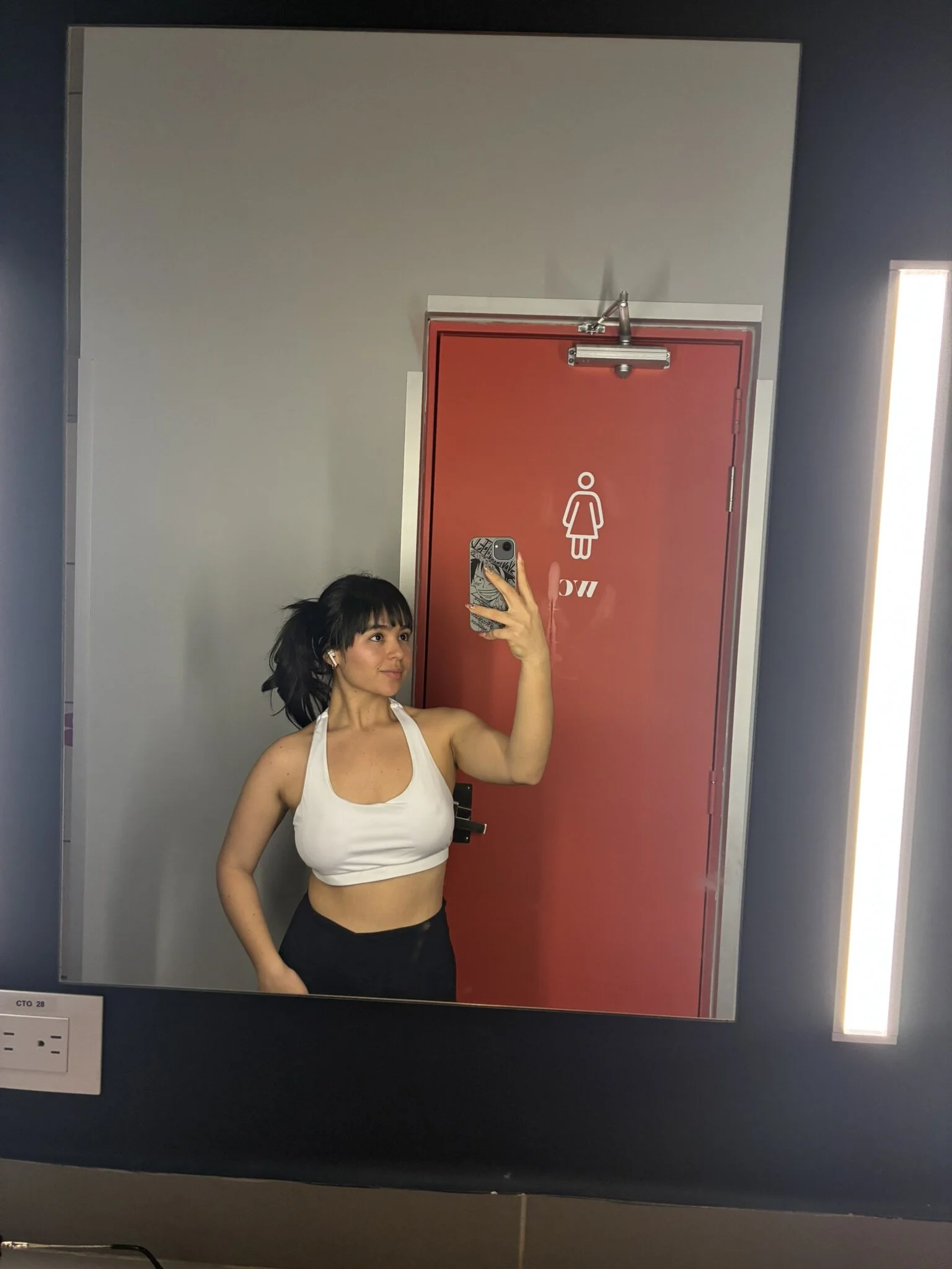 XXX Porn Photo of Nude dear_oliviaa_ 3