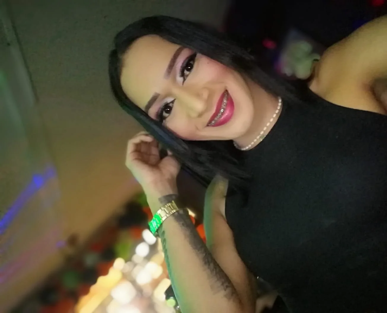 XXX Porn Photo of Nude Shantal_GoldenDesire_23cm 10