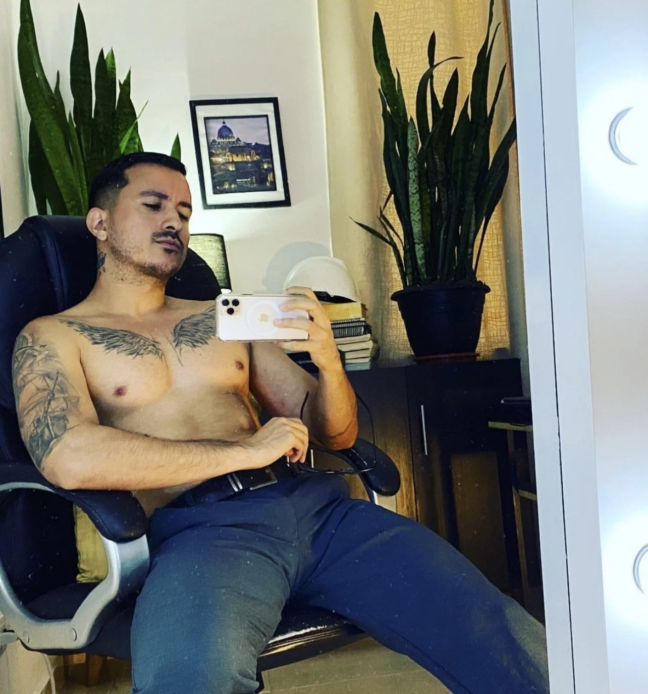 XXX Porn Photo of Nude randyluke 2